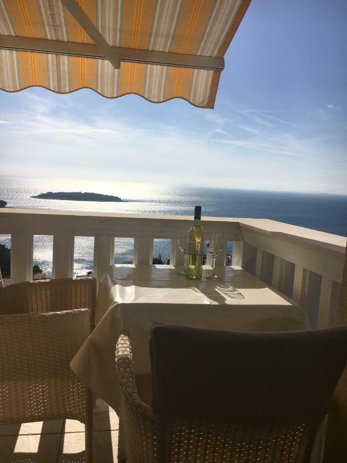 Villa Lovric Primošten Eksteriør billede