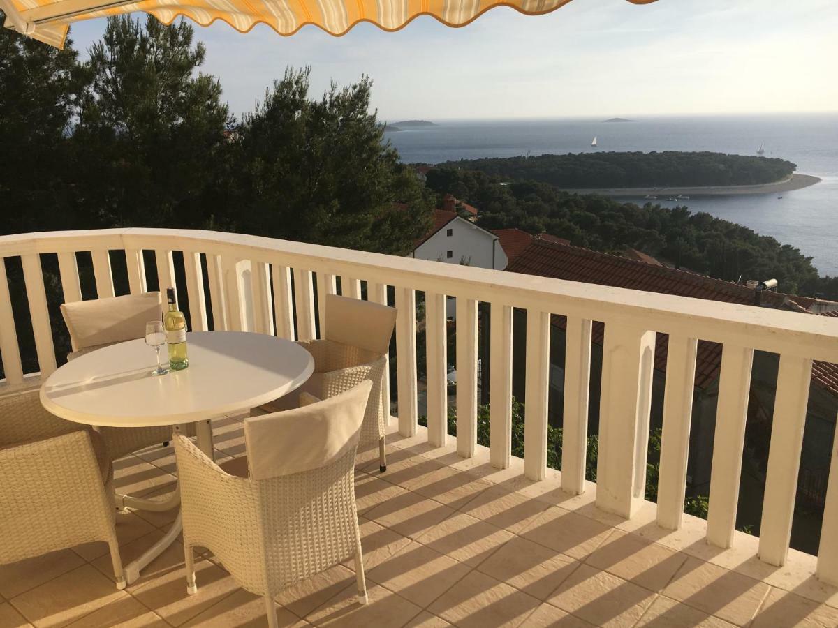 Villa Lovric Primošten Eksteriør billede